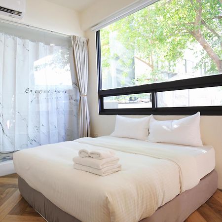Appartement Yes Yes I Am Willing à Tainan Extérieur photo