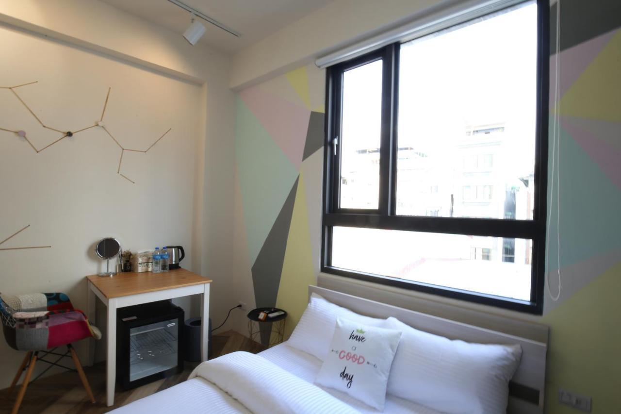 Appartement Yes Yes I Am Willing à Tainan Extérieur photo