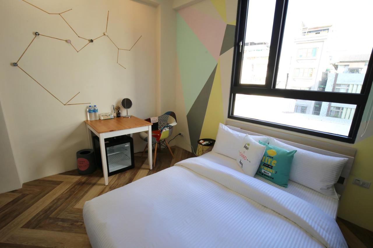 Appartement Yes Yes I Am Willing à Tainan Extérieur photo