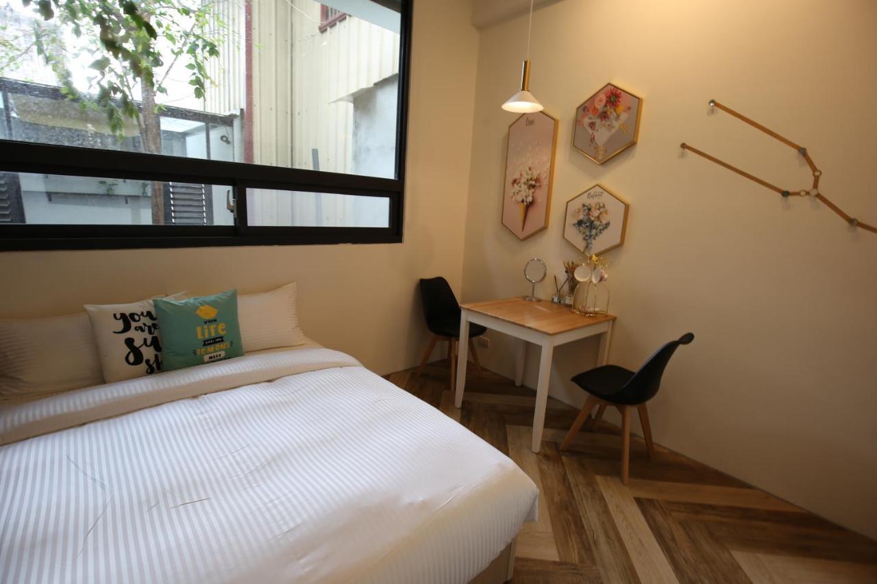 Appartement Yes Yes I Am Willing à Tainan Extérieur photo